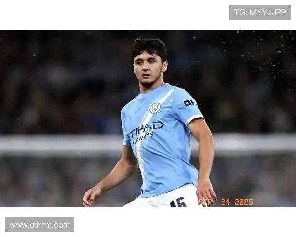 曼城训练缺席罗德里和胡桑诺夫 马尔穆什努里成功回归 曼城训练缺席罗德里和胡桑诺夫 马尔穆什努里成功回归