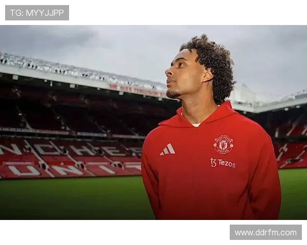 英媒称齐尔克泽出场机会稀少或将今冬离队曼联面临锋线调整考验 英媒称齐尔克泽出场机会稀少或将今冬离队曼联面临锋线调整考验