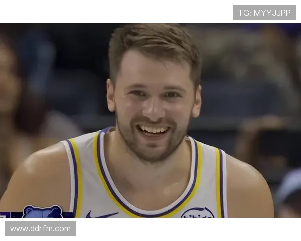 雷迪克分析东契奇状态提升原因 艾顿掩护助攻防表现俱佳